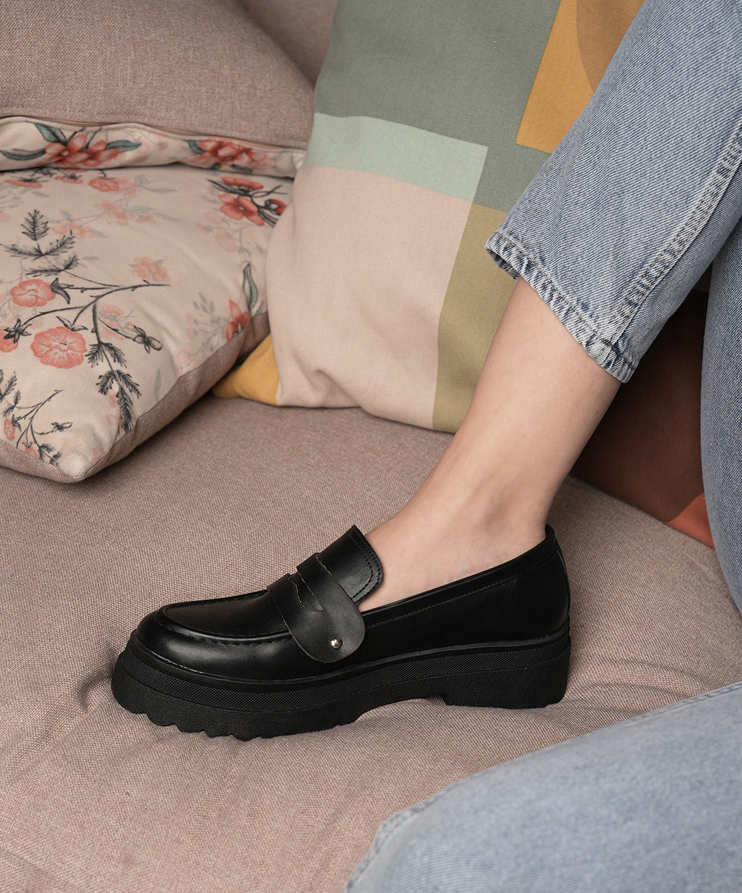 Black Versatile Loafers