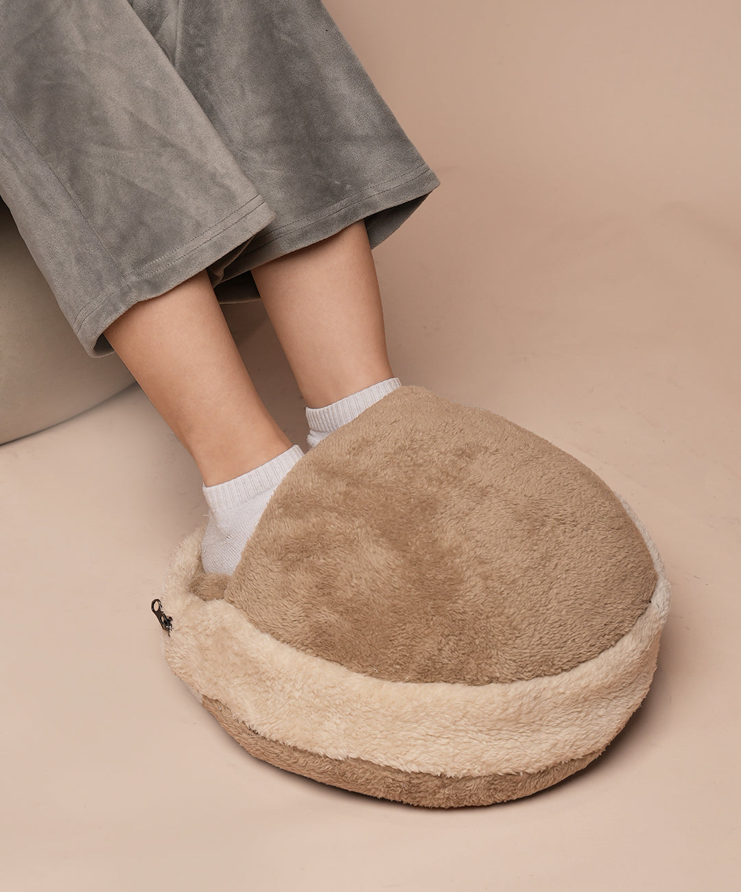 Beige Feet Warmer