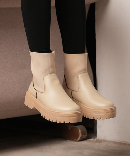 Elastic Everyday Boots